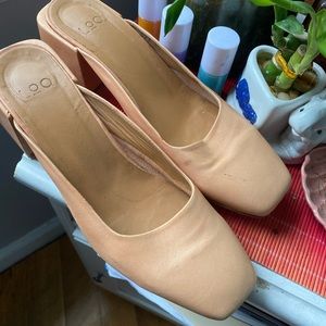 LOQ Vale Mules in Nude